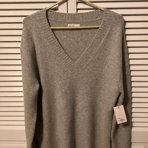 Nine West v-neck sweater